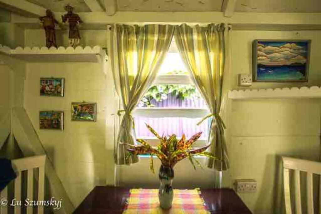 Jacoway Inn Calibishie Εξωτερικό φωτογραφία