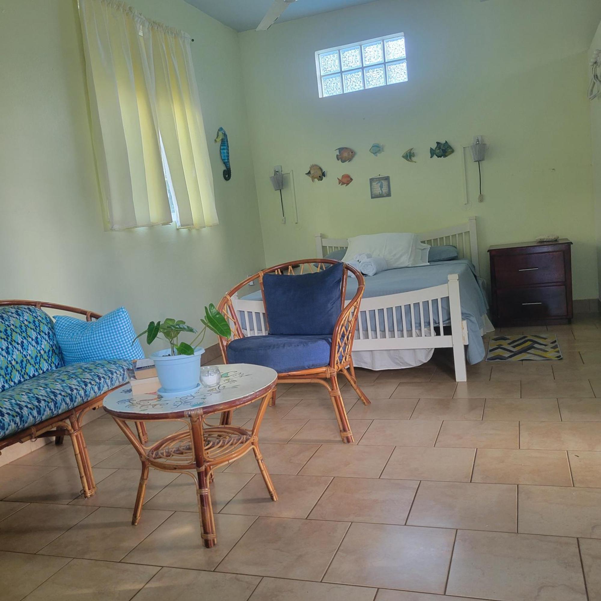 Jacoway Inn Calibishie Εξωτερικό φωτογραφία